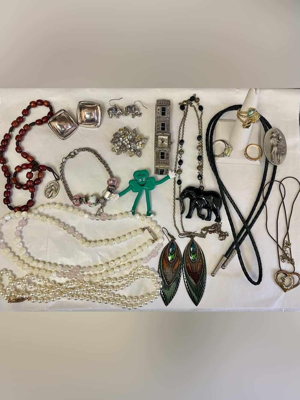 Mixed Lot Of Fashion Jewelry